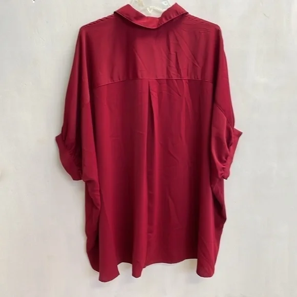 Entro- soft and flowy- button up blouse- NWT - Size M/L (1151) - Picture 4 of 4